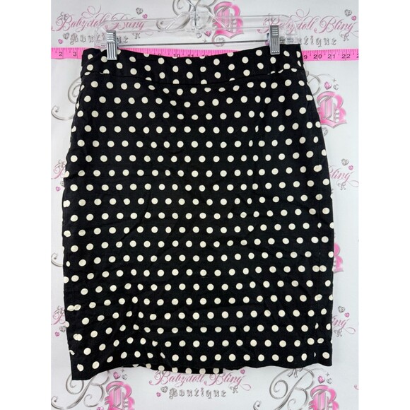 banana republic Dresses & Skirts - Banana Republic Midi Pencil Skirt dramatic casual Polka Dot Black and White
